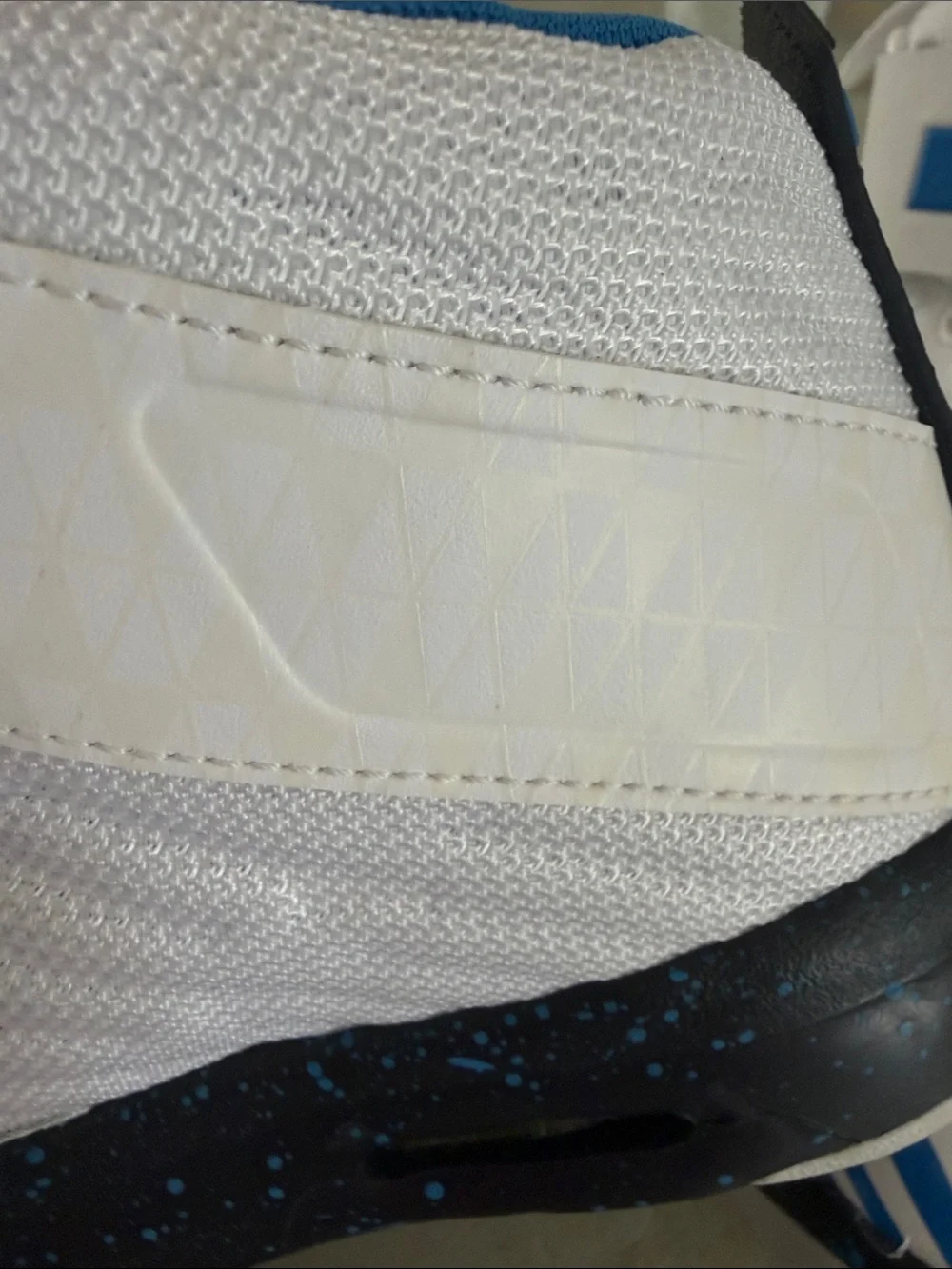 High-Top Basketball Shoes in White & Blue
